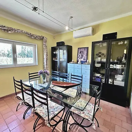 T3 Cozy Old House With Xl Garden Ferienhaus *