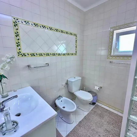 T3 Cozy Old House With Xl Garden Casa vacanze *