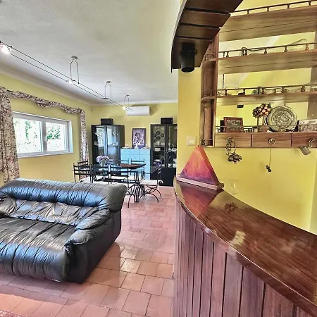 T3 Cozy Old House With Xl Garden *