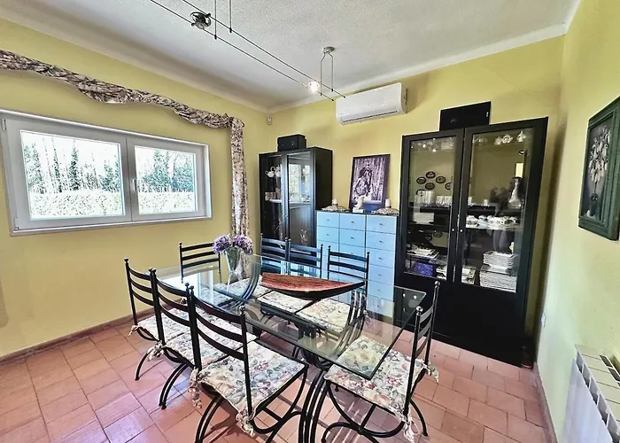 T3 Cozy Old House With Xl Garden Ferienhaus *