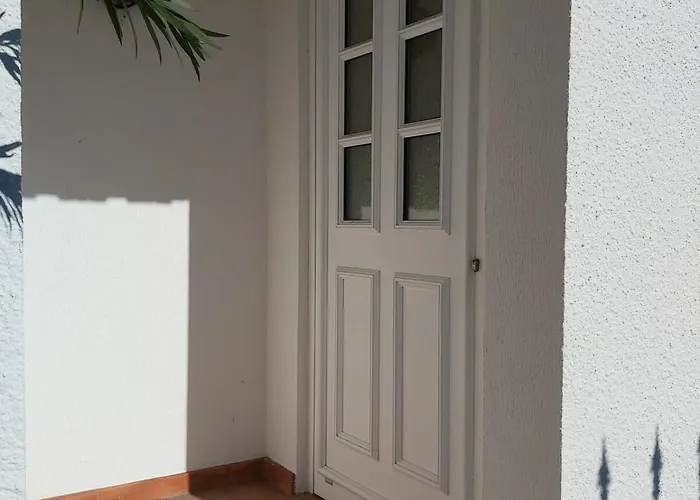 T3 Cozy Old House With Xl Garden Ferienhaus